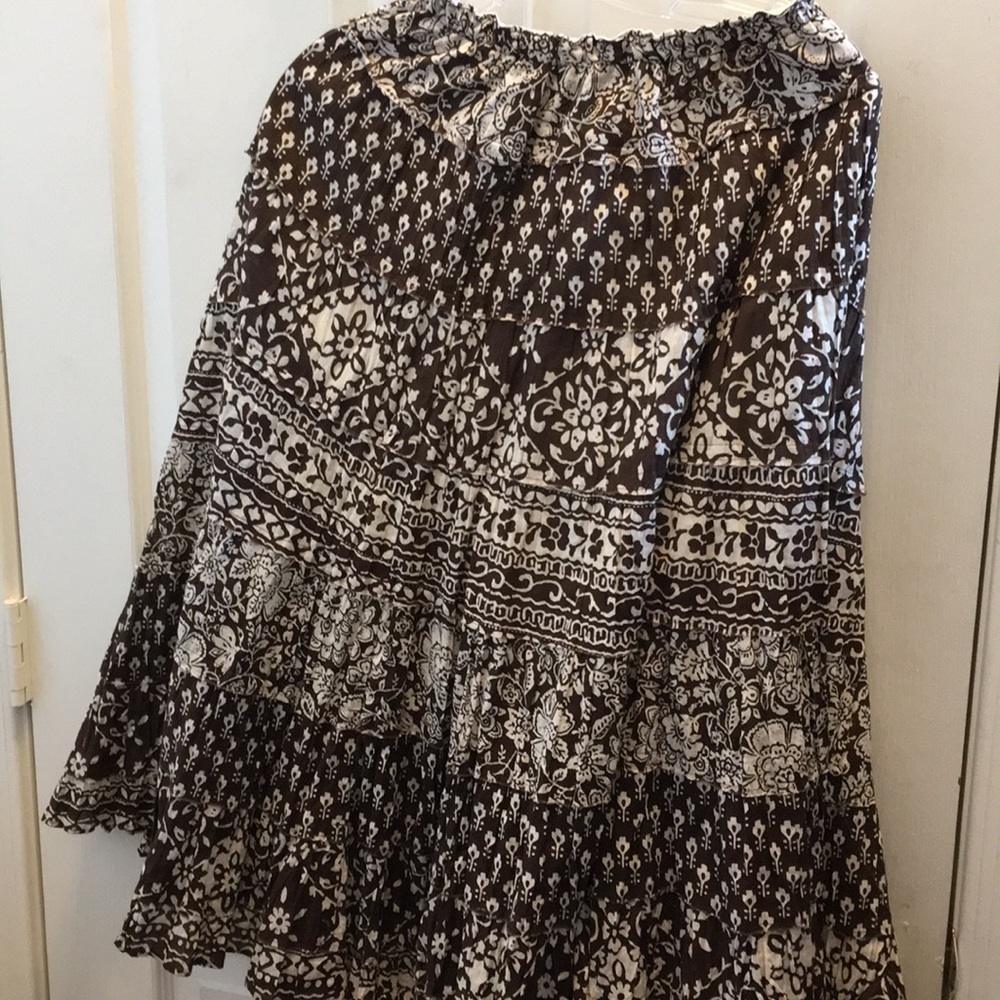 FINAL MARKDOWN Ladies jones New York sport peasant skirt 6p